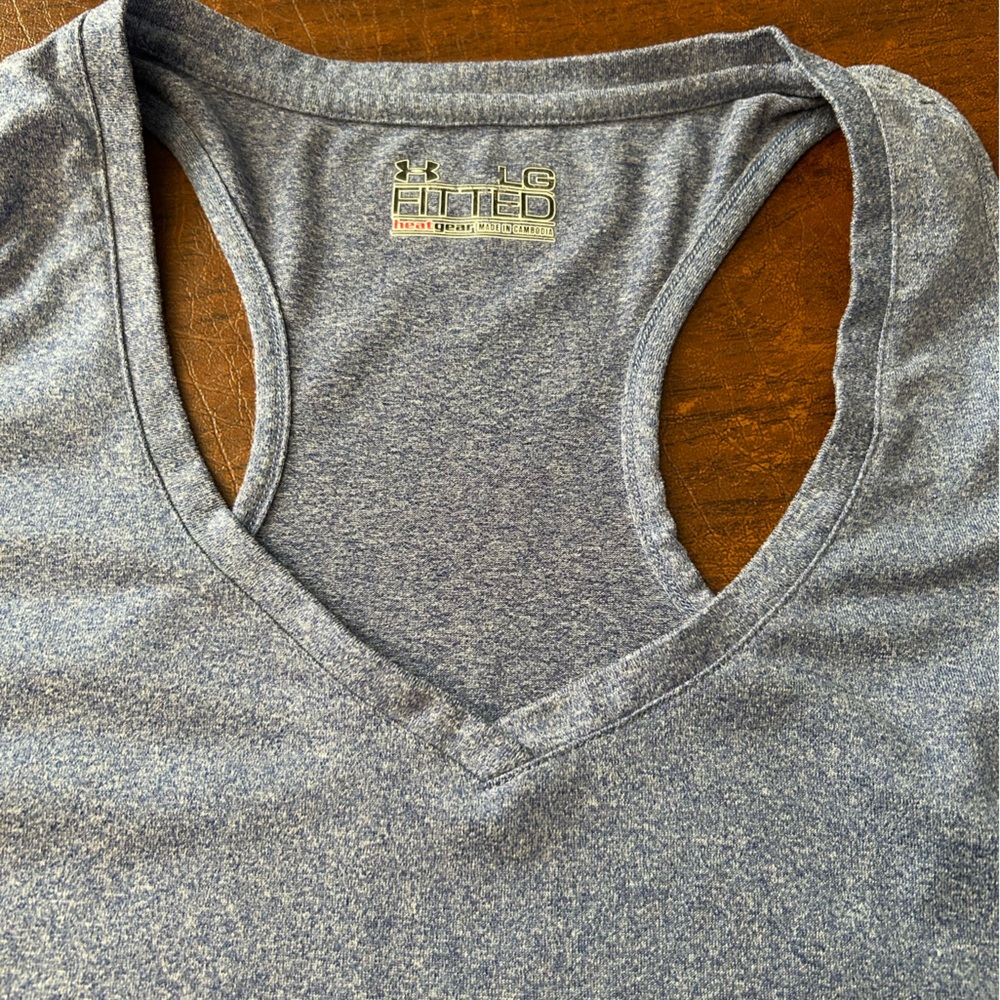 Under Armour Gym Time Women's Heat Gear Fitted Heathered Blue Tank Top. Large - Picture 4 of 9